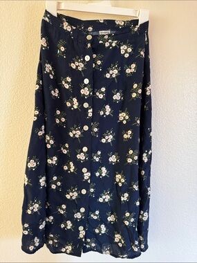 Navy Floral Button-Front Midi Skirt